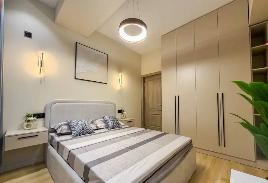 Шикарная квартира, 2 комн., 45 м², 5/10 эт., Мирзо-Улугбекский — фото 1