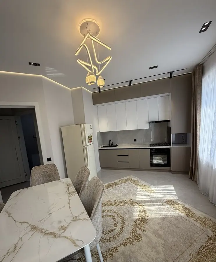 Шикарная квартира, 2 комн., 54 м², 4/12 эт., Сергелийский — фото 3