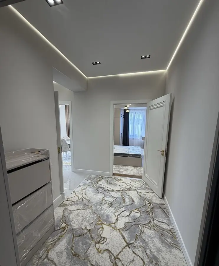 Шикарная квартира, 2 комн., 54 м², 4/12 эт., Сергелийский — фото 4