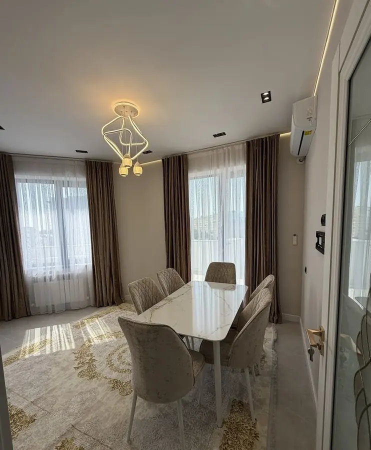 Шикарная квартира, 2 комн., 54 м², 4/12 эт., Сергелийский — фото 8