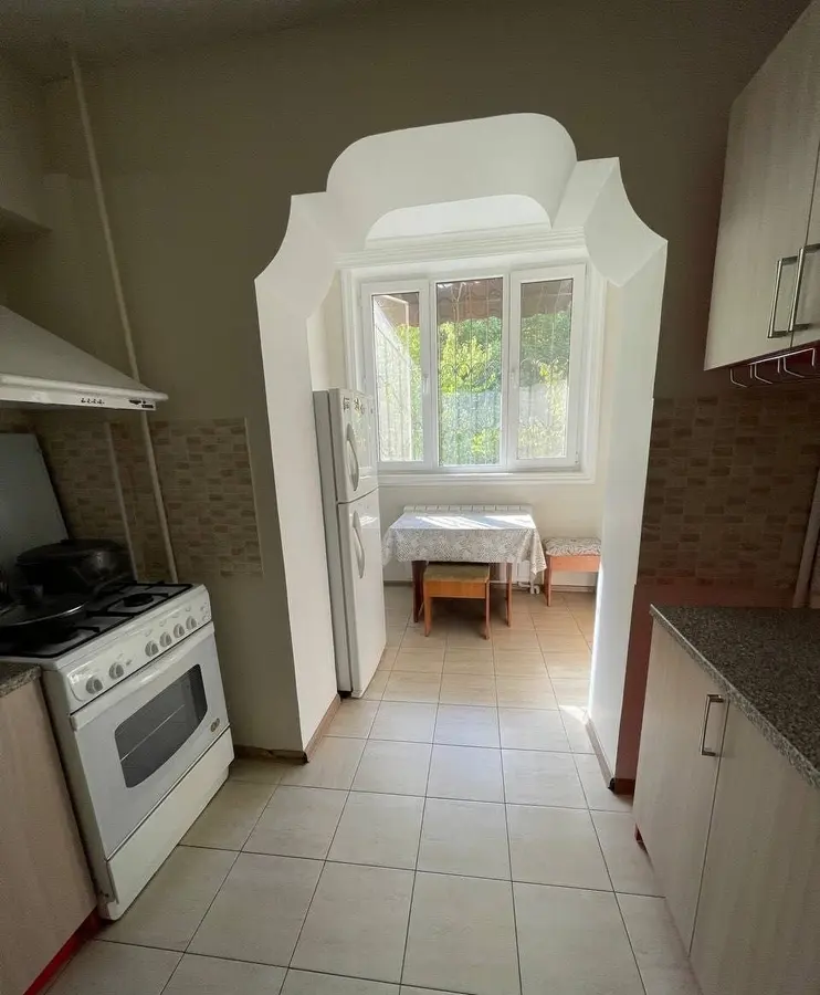 Квартира, 3 комн., 75 м², 2/4 эт., Юнусабадский, напротив Алайского — фото 6