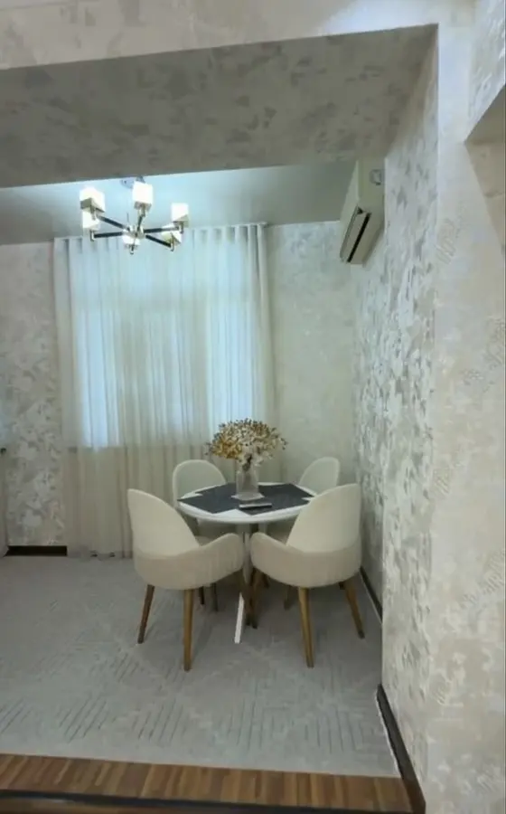 Шикарная квартира, 2 комн., 60 м², 2/4 эт., Юнусабадский — фото 4