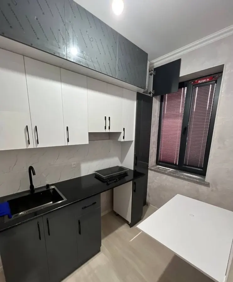 Шикарная квартира, 1 комн., 40 м², 2/2 эт., Мирабадский, метро Куйлюк — фото 2