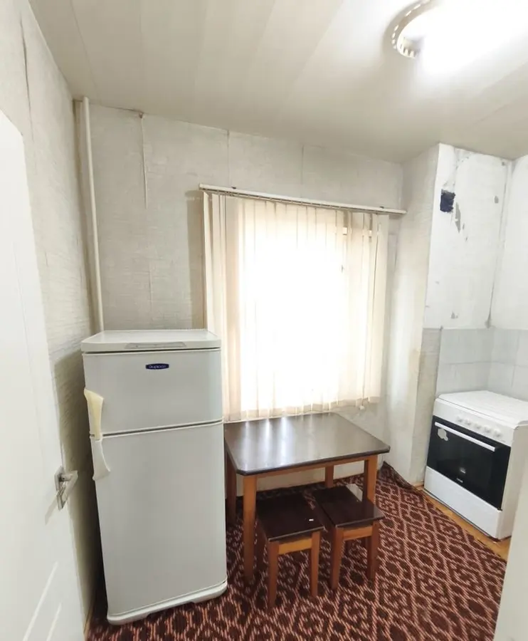 Уютная квартира, 1 комн., 40 м², 1/5 эт., Сергелийский — фото 4