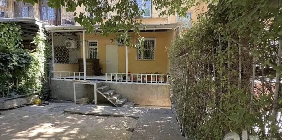 Шикарная квартира, 3 комн., 78 м², 1/5 эт., Мирзо-Улугбекский — фото 1