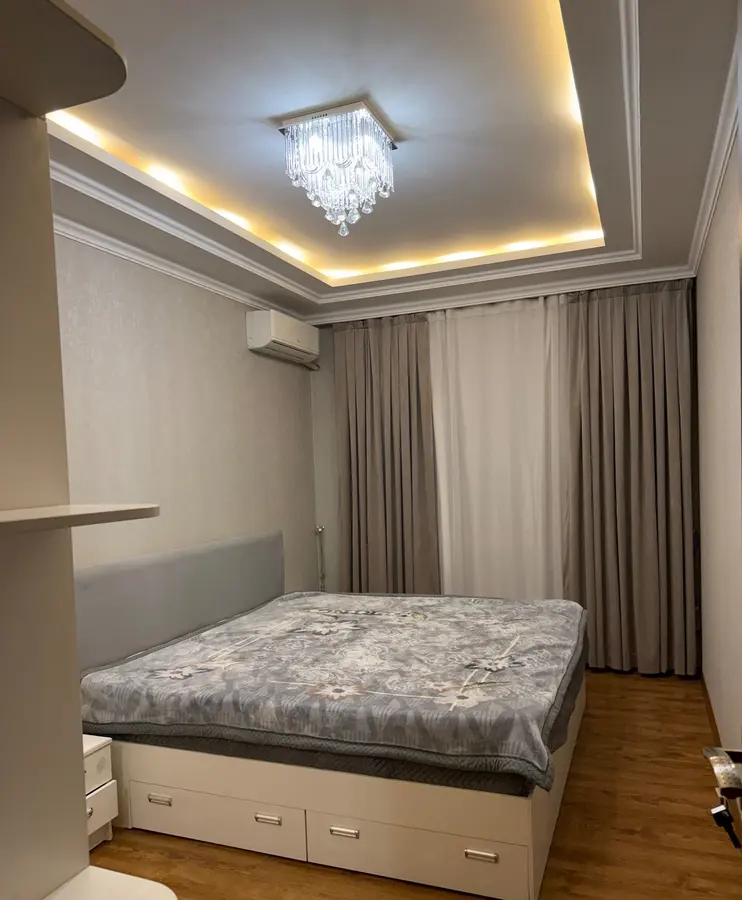 Уютная квартира, 2 комн., 65 м², 1/9 эт., Мирабадский, ШохМед центр, 3мин — фото 1