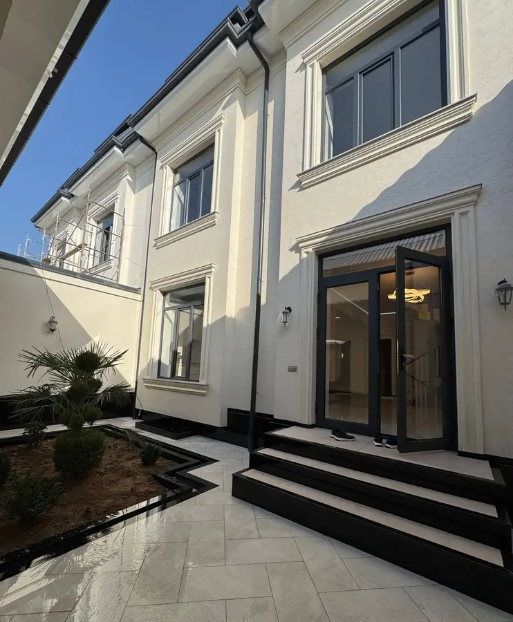 Шикарный дом, 7 комн., 210 м², Сергелийский — фото 2