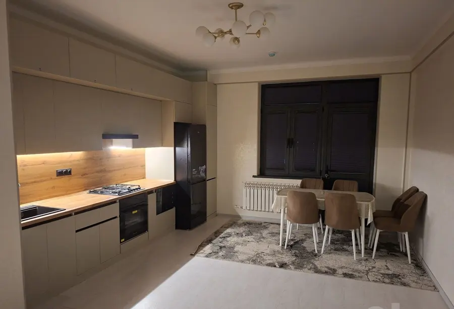 Шикарная квартира, 3 комн., 97 м², 10/12 эт., Яккасарайский, Музыкальная школа — фото 1