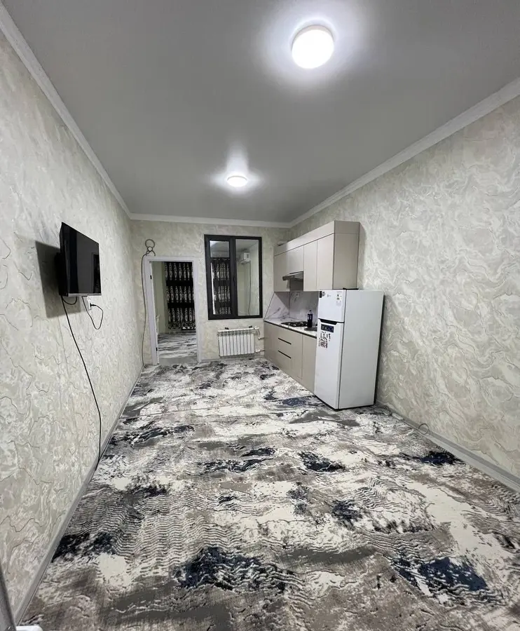 Квартира, 3 комн., 69 м², 3/6 эт., Мирзо-Улугбекский, метро Хамид Олимжон — фото 1
