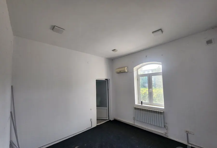 Просторное помещение, 45 м², Яккасарайский, Братский могилла — фото 5