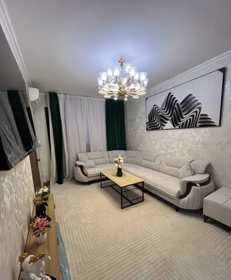 Шикарная квартира, 3 комн., 68 м², 2/4 эт., Чиланзарский, Продаеться Чиланзар 9 — фото 1