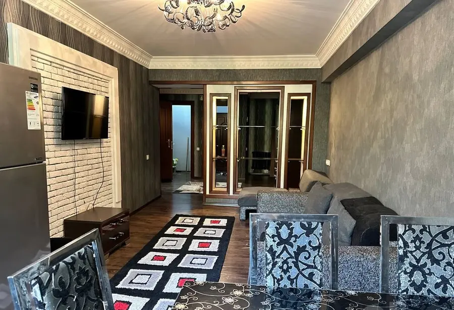 Шикарная квартира, 2 комн., 70 м², 1/9 эт., Юнусабадский — фото 3