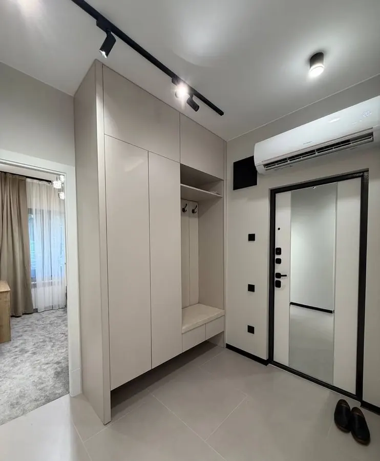 Шикарная квартира, 3 комн., 75 м², 1/5 эт., Юнусабадский, Ресторан SHOXSAROY” — фото 1