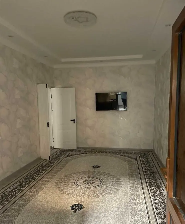 Шикарная квартира, 2 комн., 54 м², 2/5 эт., Юнусабадский — фото 1
