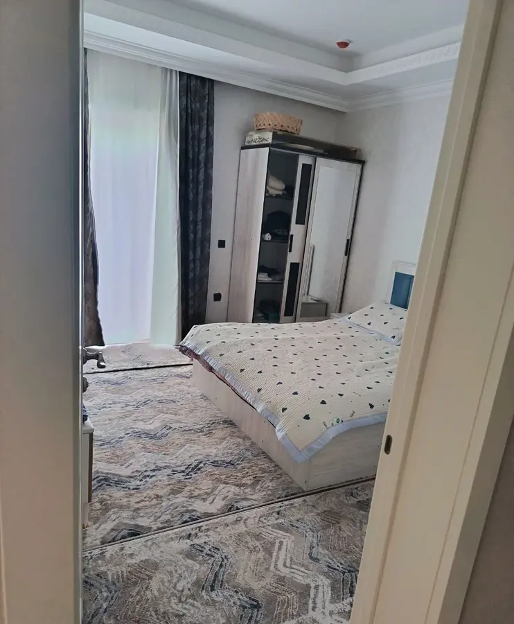 Шикарная квартира, 4 комн., 130 м², 12/16 эт., Мирзо-Улугбекский, • Количество комнат: 4 — фото 2