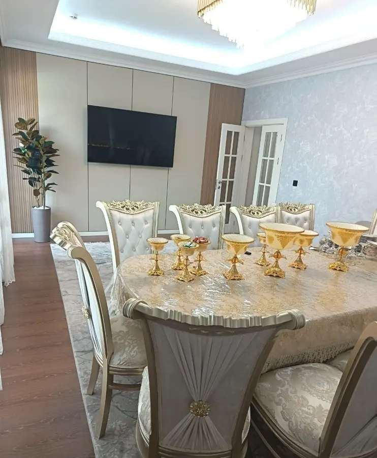 Шикарная квартира, 4 комн., 130 м², 12/16 эт., Мирзо-Улугбекский, • Количество комнат: 4 — фото 3