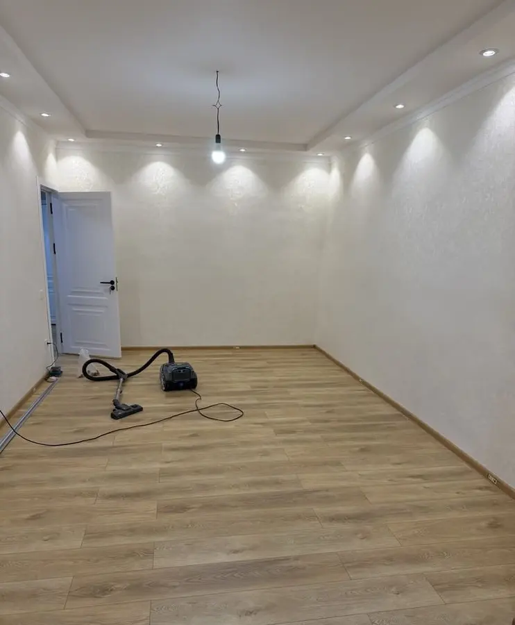 Шикарная квартира, 2 комн., 60 м², 1/4 эт., Бектемирский — фото 3