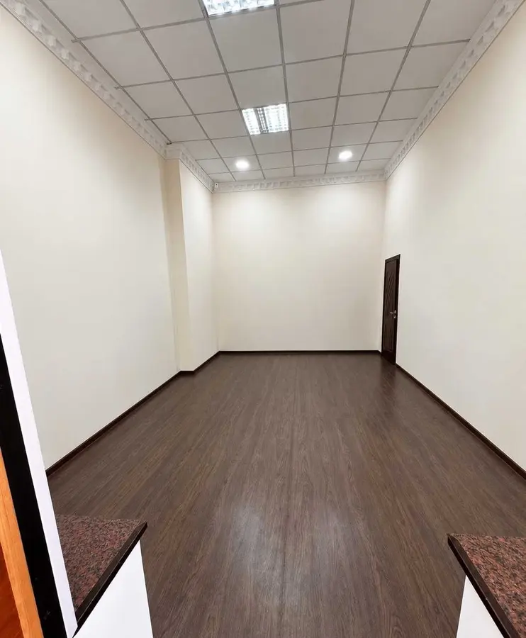 Просторное помещение, 27 м², Яккасарайский, парк Голубые купола — фото 1