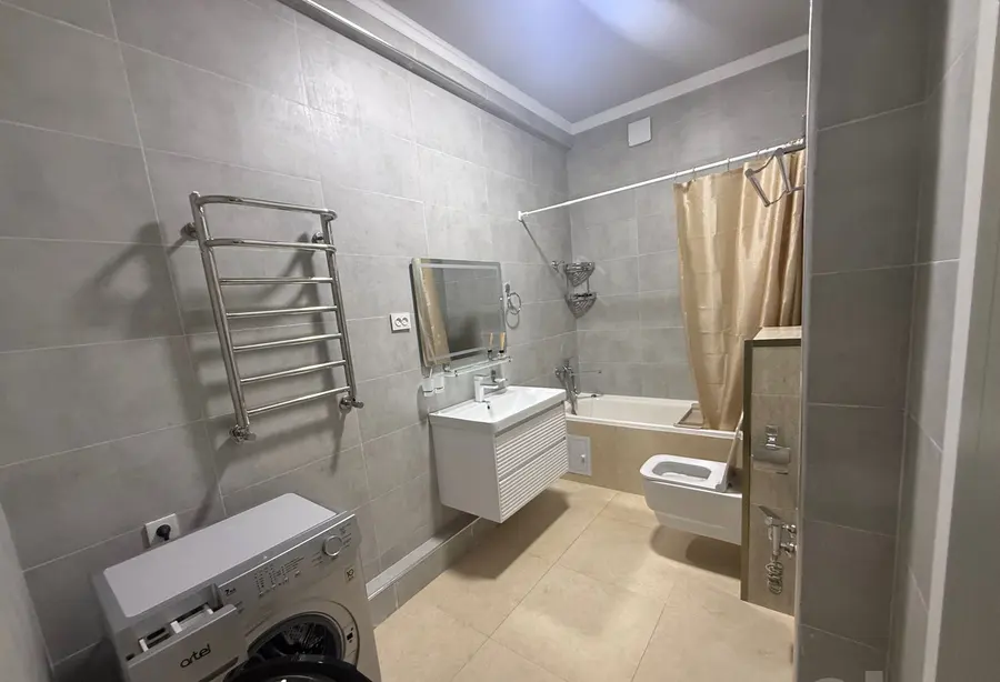 Шикарная квартира, 2 комн., 86 м², 7/8 эт., Мирабадский — фото 3
