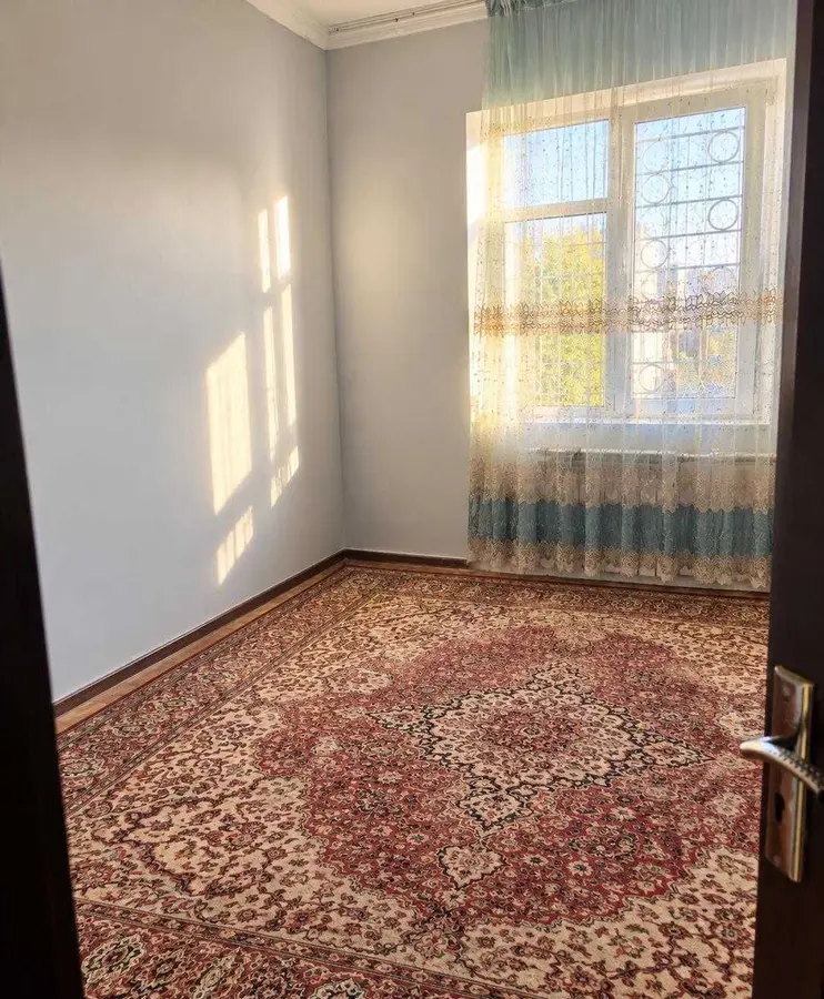 Квартира, 3 комн., 90.85 м², 4/4 эт., Юнусабадский, возле дома — фото 6