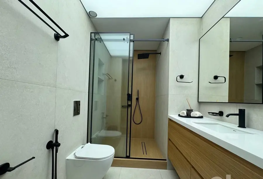 Шикарная квартира, 2 комн., 60 м², 2/4 эт., Мирзо-Улугбекский — фото 4