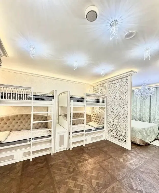 Шикарная квартира, 8 комн., 238 м², 3/16 эт., Яккасарайский, рядом с лифтом — фото 3