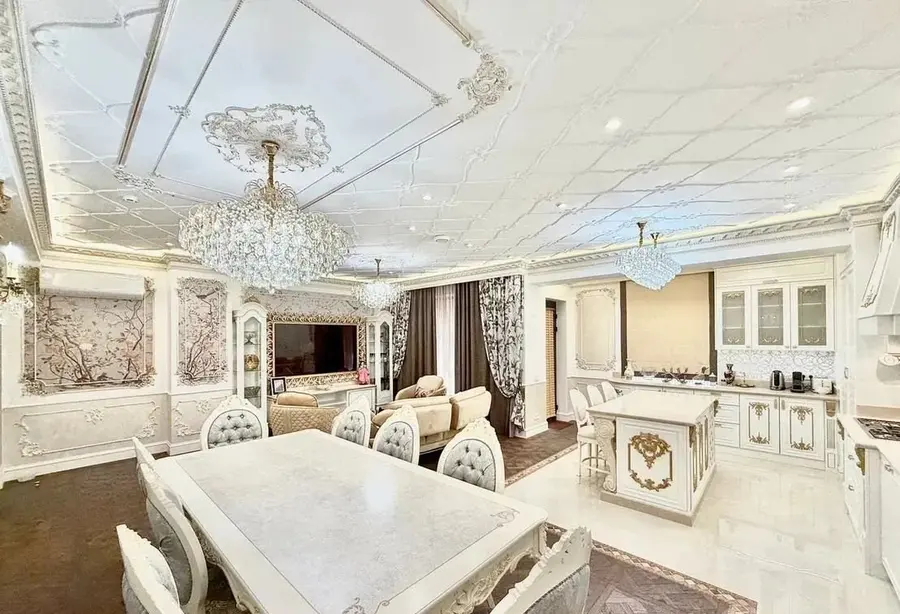 Шикарная квартира, 8 комн., 238 м², 3/16 эт., Яккасарайский, рядом с лифтом — фото 11