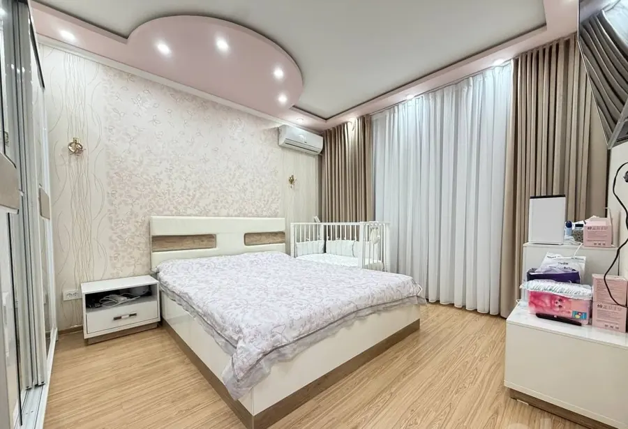 Шикарная квартира, 3 комн., 75 м², 1/4 эт., Бектемирский, Базарчик — фото 3