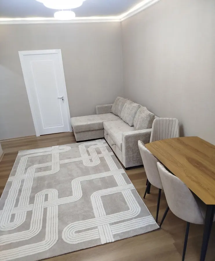 Квартира, 2 комн., 50 м², 2/4 эт., Юнусабадский, Возле круга — фото 3