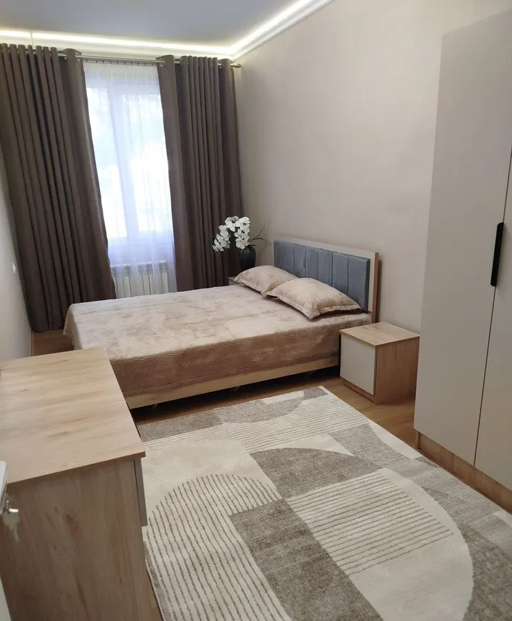 Квартира, 2 комн., 50 м², 2/4 эт., Юнусабадский, Возле круга — фото 10