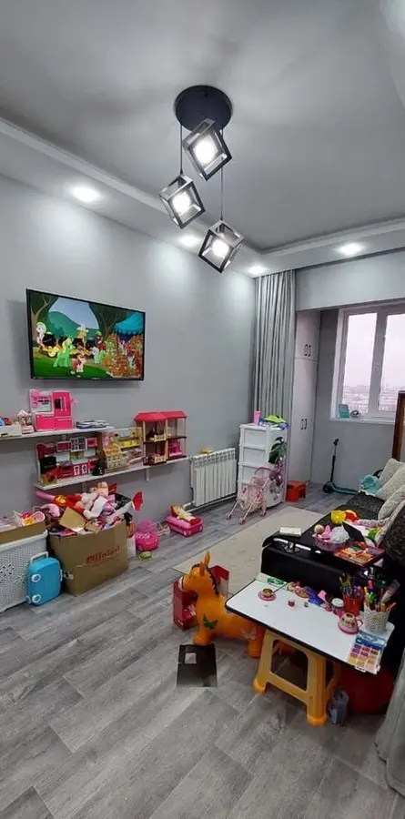 Шикарная квартира, 2 комн., 65 м², 9/9 эт., Сергелийский, ярмарка — фото 5