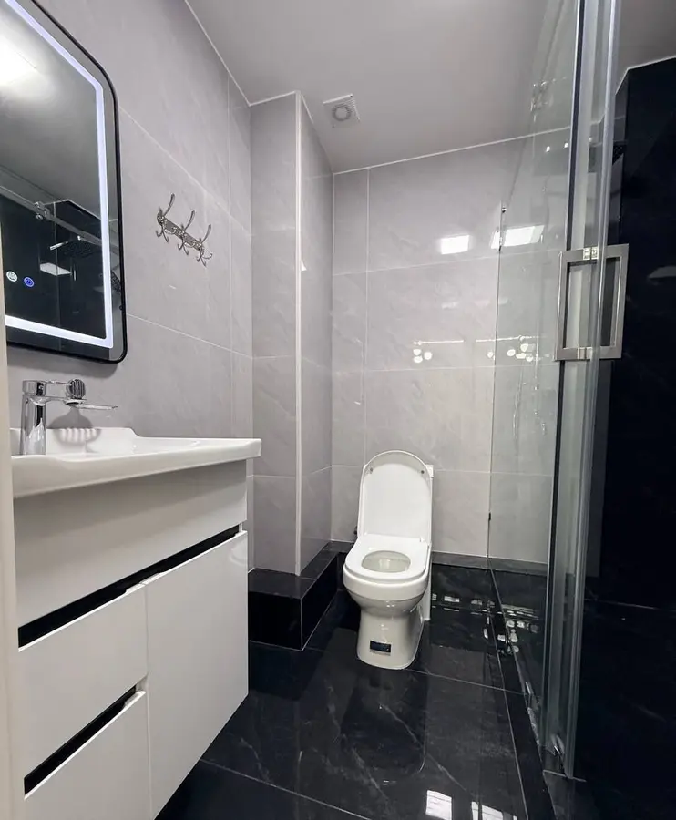 Шикарная квартира, 2 комн., 45 м², 10/16 эт., Юнусабадский, Юнусабад 16 квартал — фото 6