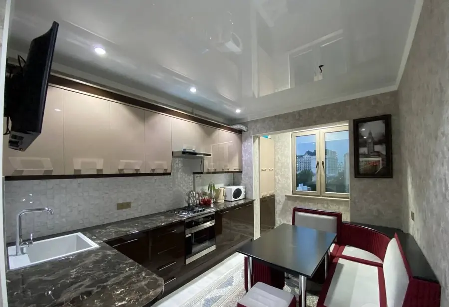 Квартира, 2 комн., 70 м², 7/9 эт., Юнусабадский, напротив ресторана Лали — фото 4