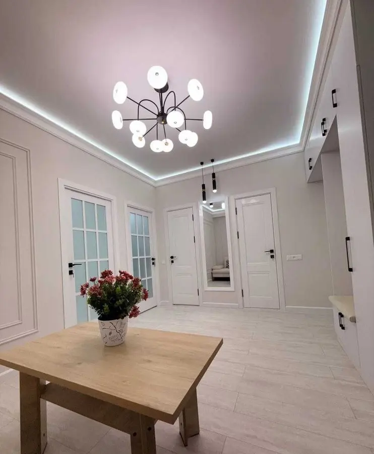 Шикарная квартира, 2 комн., 45 м², 13/16 эт., Юнусабадский, Юнусабад-16 квартал — фото 2