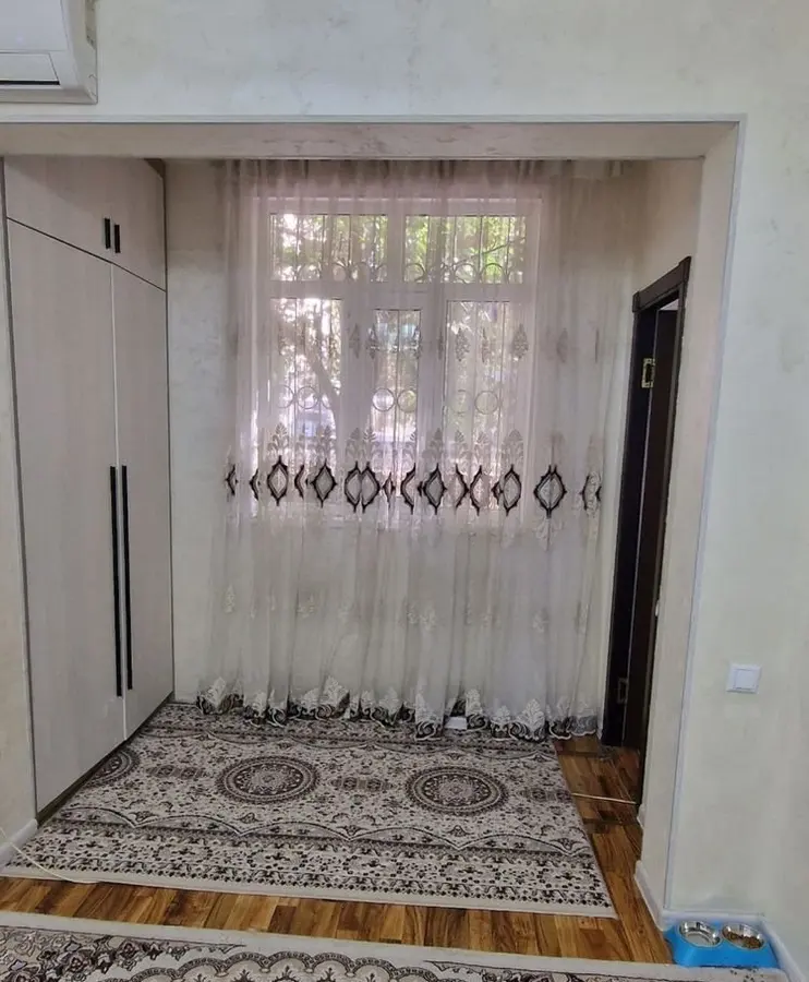 Шикарная квартира, 3 комн., 65.93 м², 1/4 эт., Чиланзарский, Чиланзар-20 — фото 3
