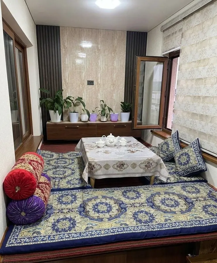 Шикарная квартира, 3 комн., 70 м², 1/4 эт., Алмазарский, Qoraqamish 2/4 — фото 3