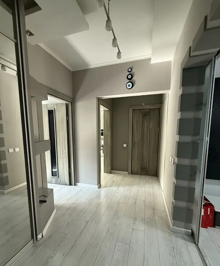 Шикарная квартира, 4 комн., 100 м², 1/4 эт., Мирзо-Улугбекский, Карасу-1 — фото 5