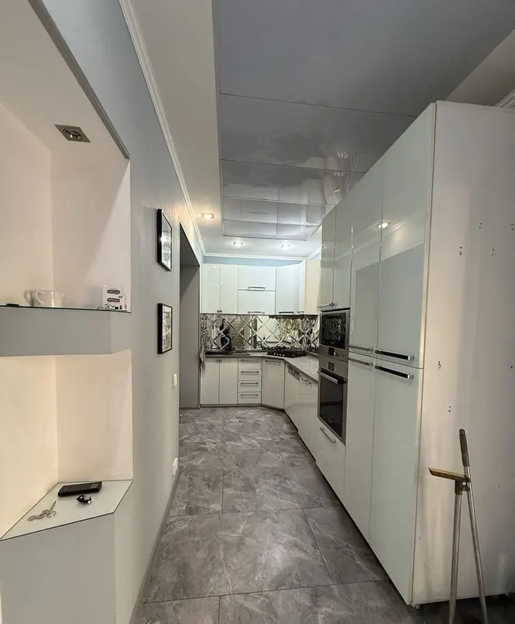 Шикарная квартира, 4 комн., 100 м², 1/4 эт., Мирзо-Улугбекский, Карасу-1 — фото 8