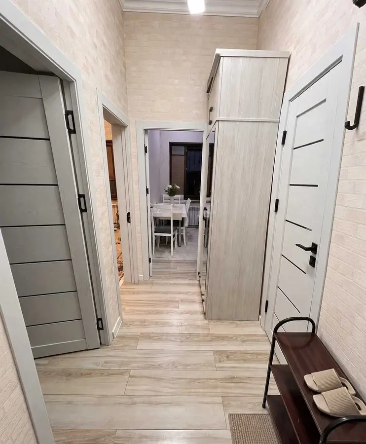 Шикарная квартира, 2 комн., 42 м², 3/6 эт., Мирзо-Улугбекский, Карасу-6 — фото 5