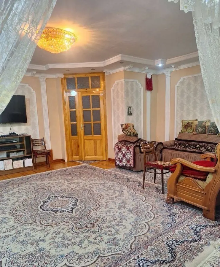Уютная квартира, 3 комн., 75 м², 2/4 эт., Юнусабадский, Ц-5 — фото 1