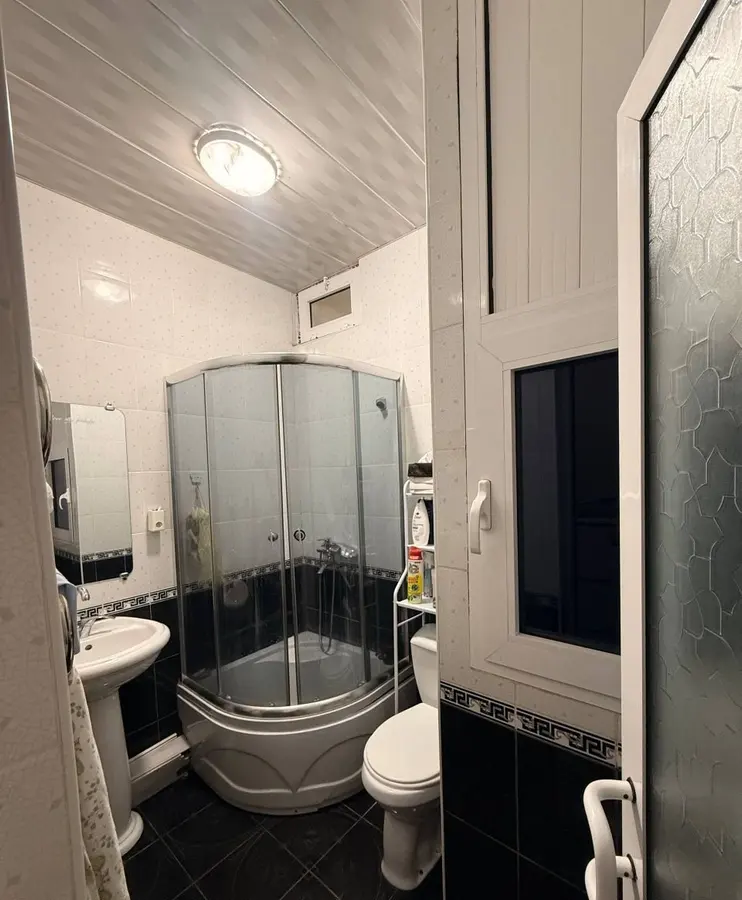 Уютная квартира, 2 комн., 50 м², 1/5 эт., Юнусабадский, Юнусабад 6 квартал — фото 2