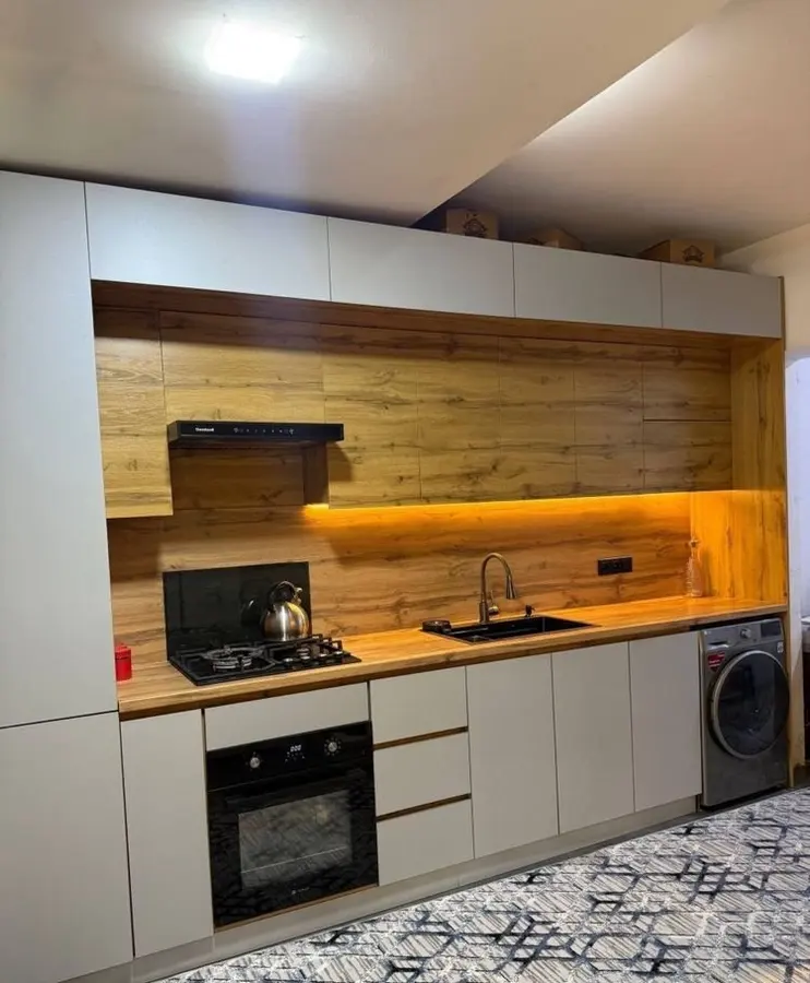 Шикарная квартира, 3 комн., 72 м², 1/4 эт., Юнусабадский, Корзинка — фото 1