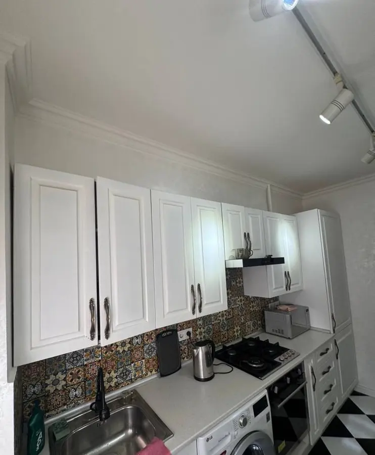 Квартира, 2 комн., 60 м², 4/9 эт., Юнусабадский, Корзинка — фото 1
