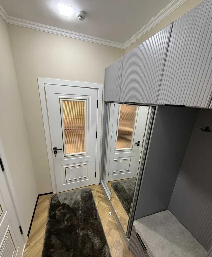 Шикарная квартира, 1 комн., 28 м², 6/11 эт., Юнусабадский, 246 школа — фото 3