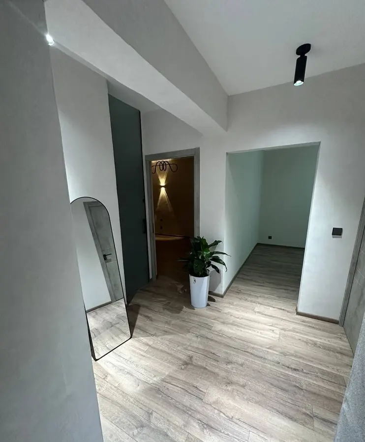 Шикарная квартира, 2 комн., 68 м², 4/5 эт., Мирзо-Улугбекский, Ц-1 — фото 2