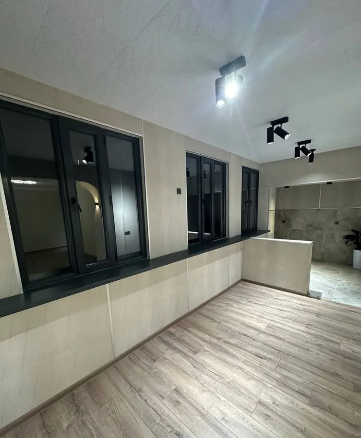 Шикарная квартира, 2 комн., 68 м², 4/5 эт., Мирзо-Улугбекский, Ц-1 — фото 3