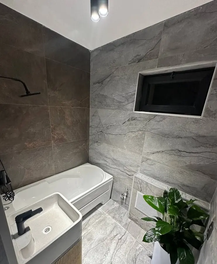 Шикарная квартира, 2 комн., 68 м², 4/5 эт., Мирзо-Улугбекский, Ц-1 — фото 8