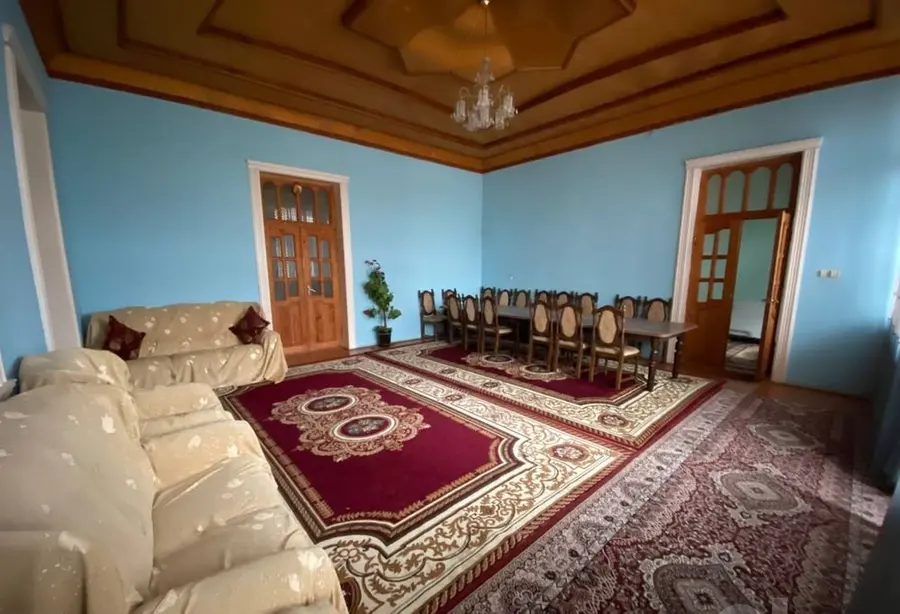 Уютный дом, 15 комн., 800 м², Учтепинский, улица Назарбек 8 — фото 5