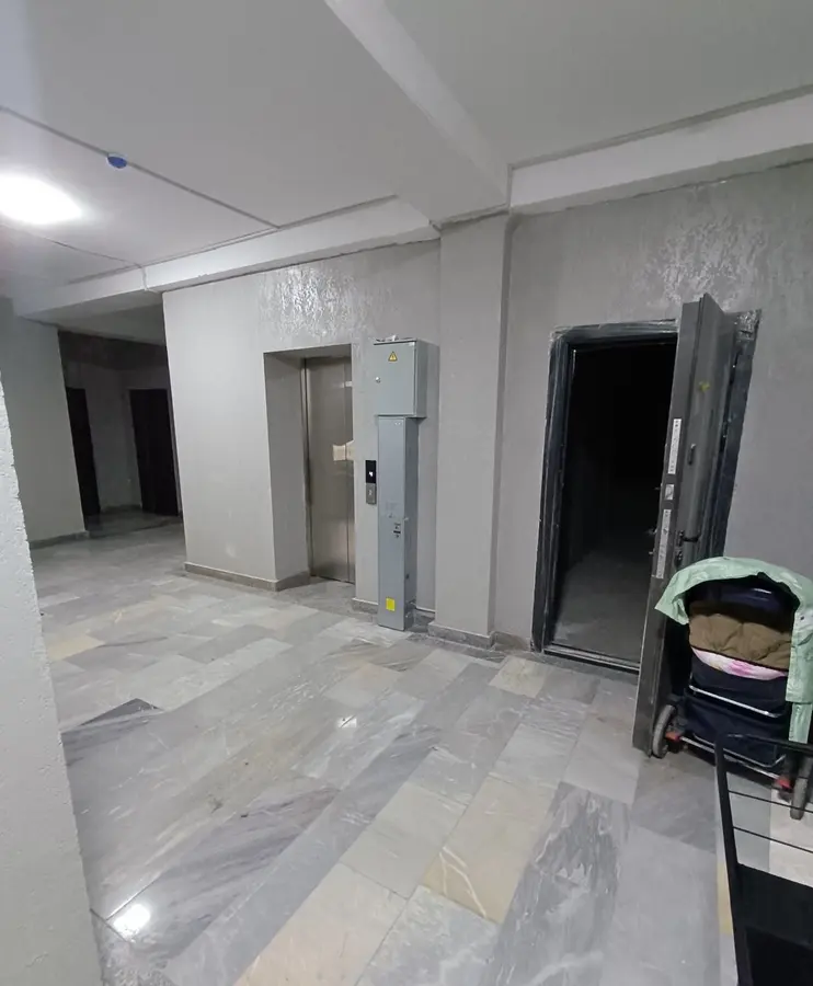 Квартира, 3 комн., 92 м², 8/8 эт., Юнусабадский, Юнусобод 13-мавзе — фото 2