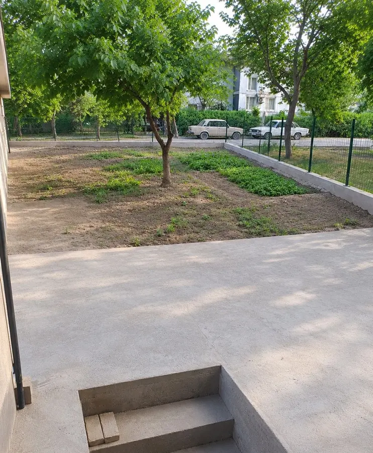 Шикарная квартира, 2 комн., 40 м², 1/4 эт., Юнусабадский, Юнусабад 11 дахада — фото 1